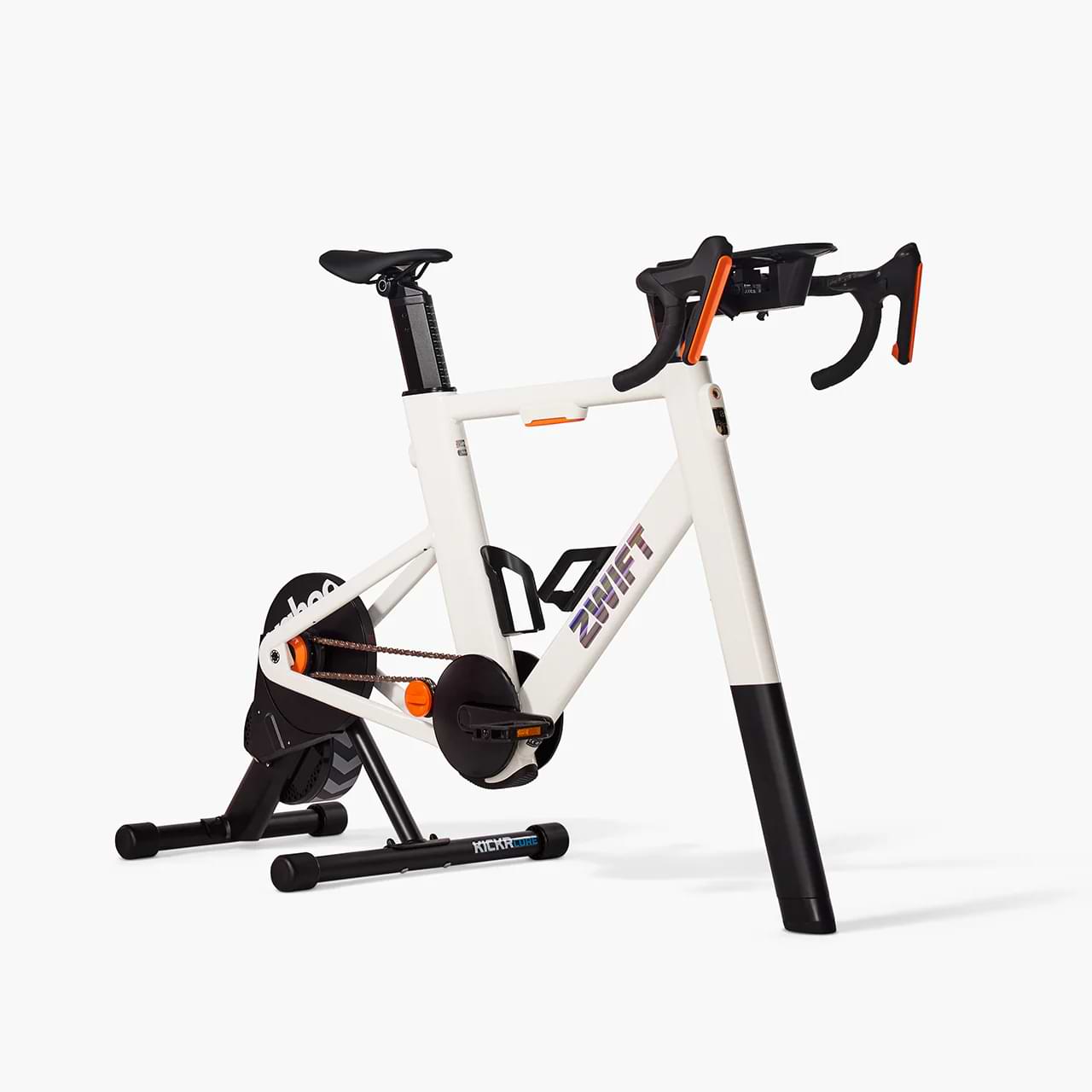 Zwift Ride z Wahoo Kickr Core pod kątem